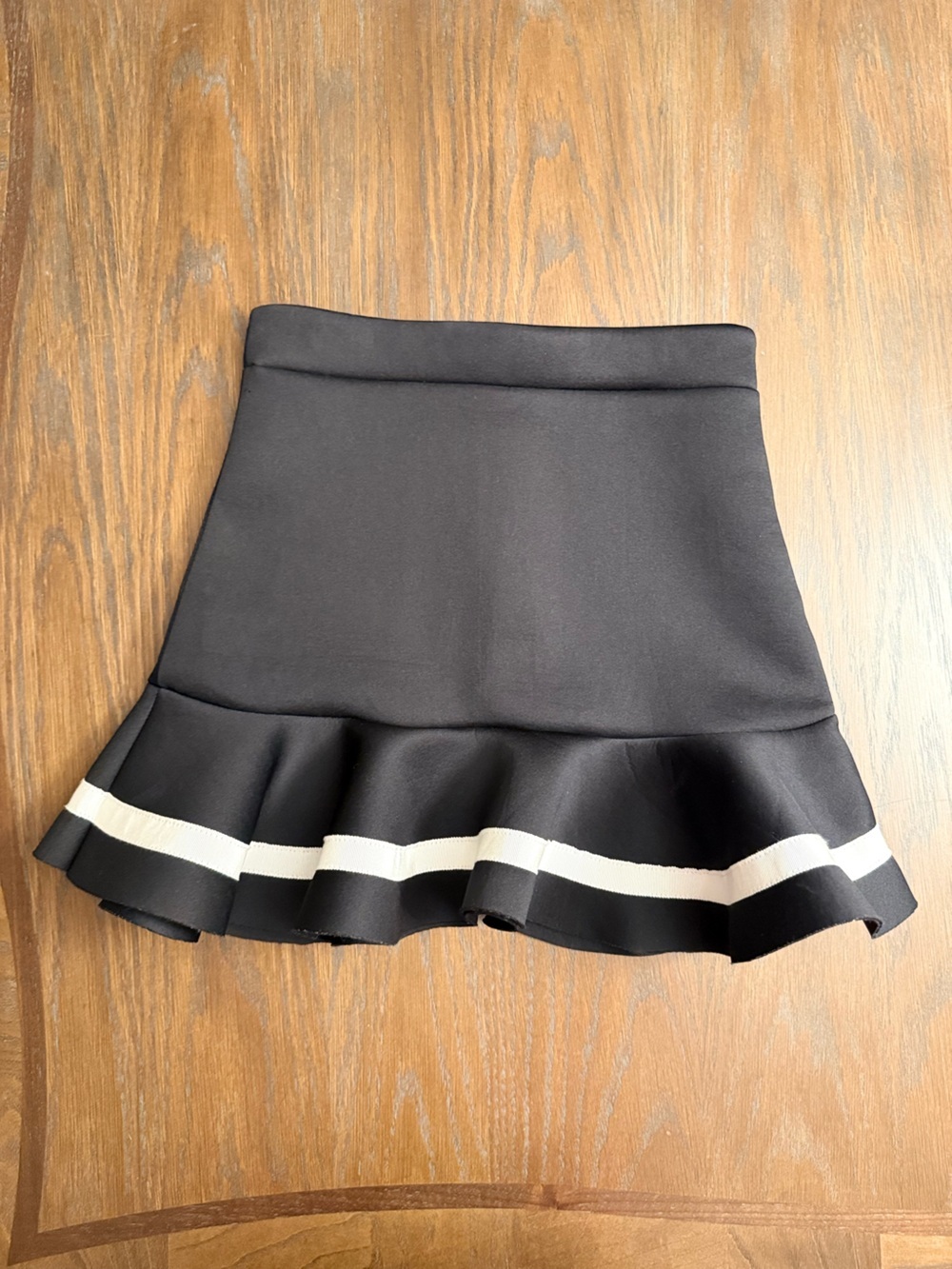 Style Nanda Black Ruffle Mini Skirt White Stripe Trim Size S